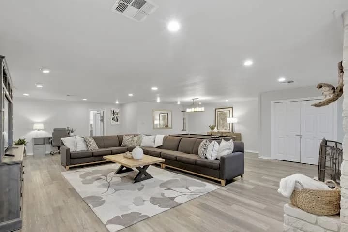 Mill Creek Oasis vacation rental listed by Lauren Douglas